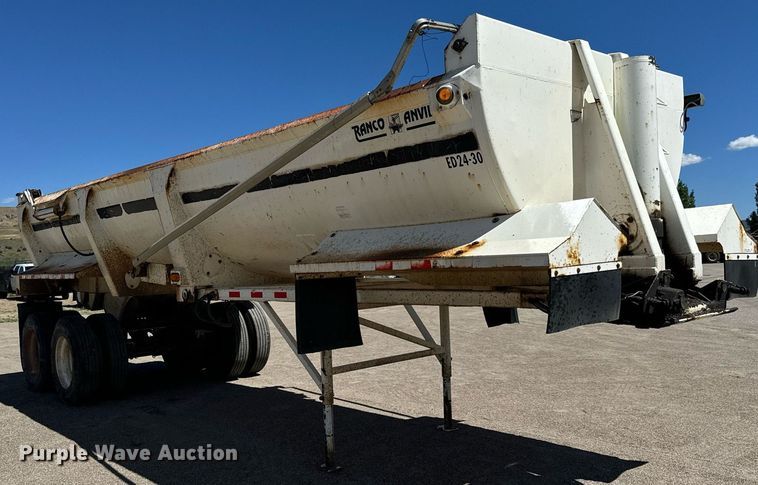 image for item LW9799 2004 Ranch Manufacturing  end dump trailer