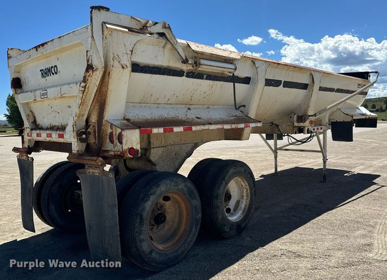 image for item LW9799 2004 Ranch Manufacturing  end dump trailer