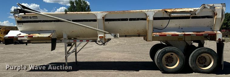 image for item LW9799 2004 Ranch Manufacturing  end dump trailer