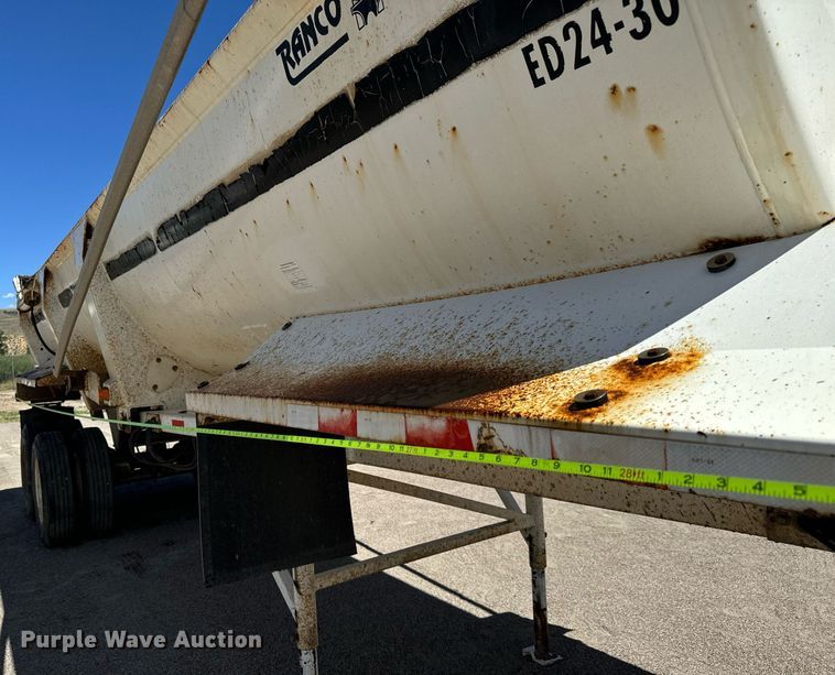 image for item LW9799 2004 Ranch Manufacturing  end dump trailer