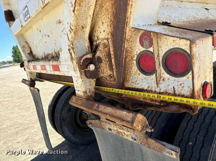 image for item LW9799 2004 Ranch Manufacturing  end dump trailer