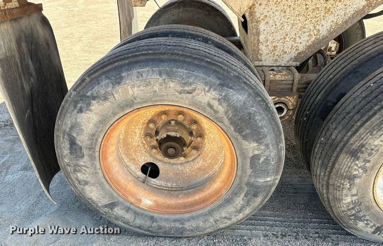 image for item LW9799 2004 Ranch Manufacturing  end dump trailer