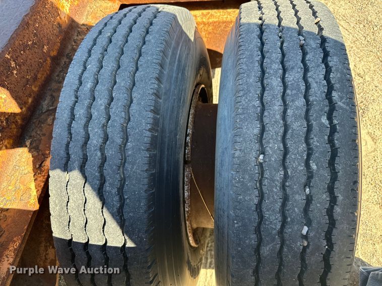 image for item LW9800 1980 Phelan WT-25K equipment trailer