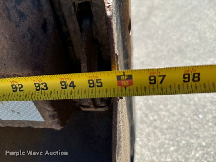 image for item LW9803 1999 Mack CH613 dump truck