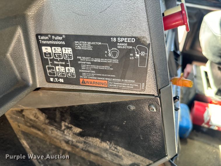 image for item LW9803 1999 Mack CH613 dump truck