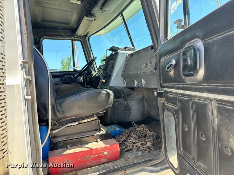 image for item LW9803 1999 Mack CH613 dump truck