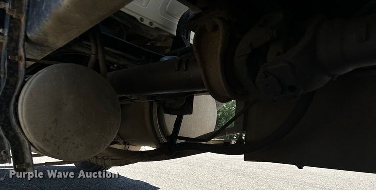 image for item LW9803 1999 Mack CH613 dump truck