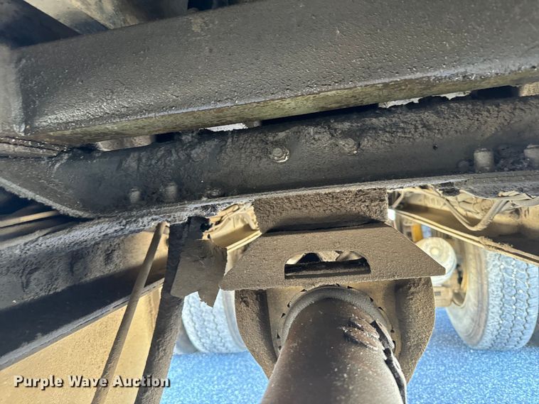 image for item LW9803 1999 Mack CH613 dump truck