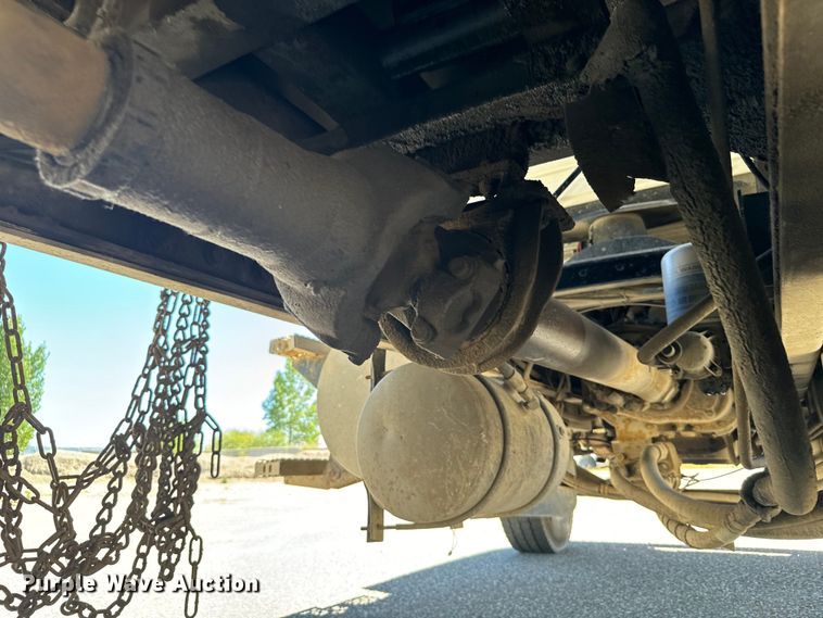 image for item LW9803 1999 Mack CH613 dump truck