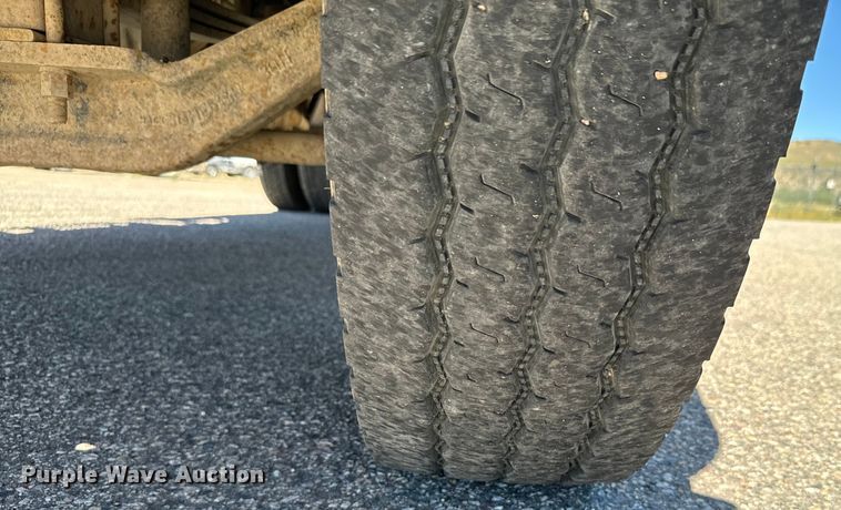 image for item LW9803 1999 Mack CH613 dump truck