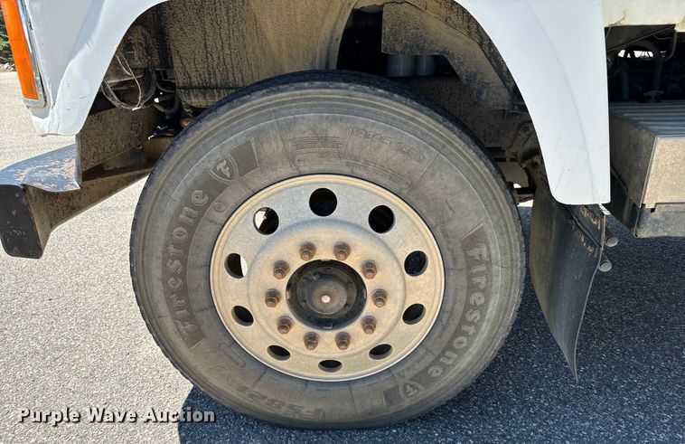 image for item LW9803 1999 Mack CH613 dump truck