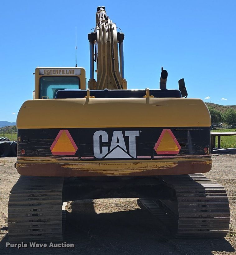 image for item LW9806 2005 Caterpillar 325C L excavator