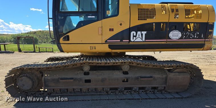 image for item LW9806 2005 Caterpillar 325C L excavator