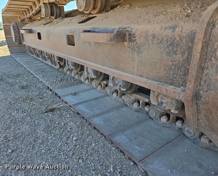 image for item LW9806 2005 Caterpillar 325C L excavator