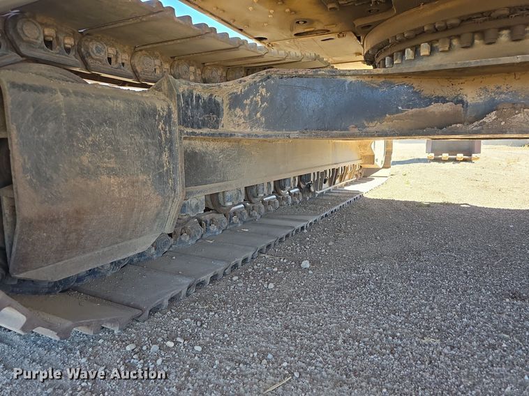 image for item LW9806 2005 Caterpillar 325C L excavator