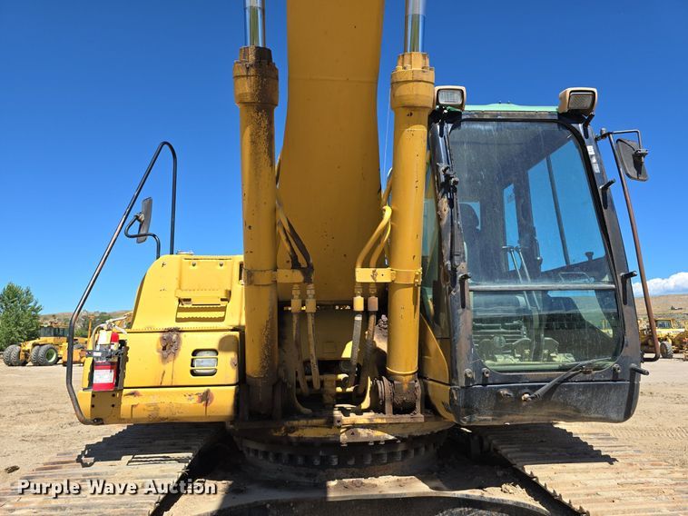 image for item LW9807 2005 Caterpillar 330C excavator