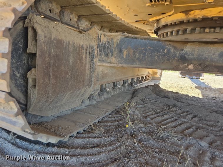 image for item LW9807 2005 Caterpillar 330C excavator