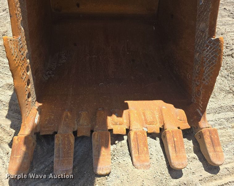 image for item LW9808 2000 Caterpillar 345B L Series II excavator