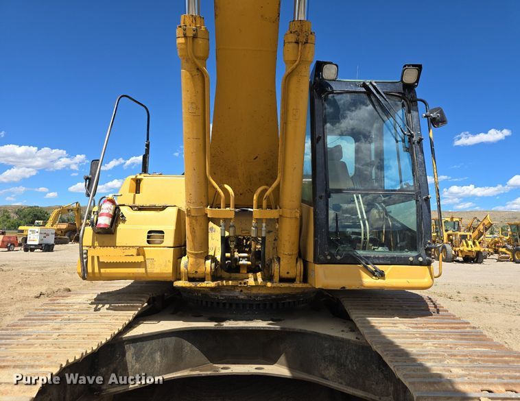 image for item LW9808 2000 Caterpillar 345B L Series II excavator