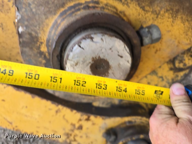 image for item LW9808 2000 Caterpillar 345B L Series II excavator