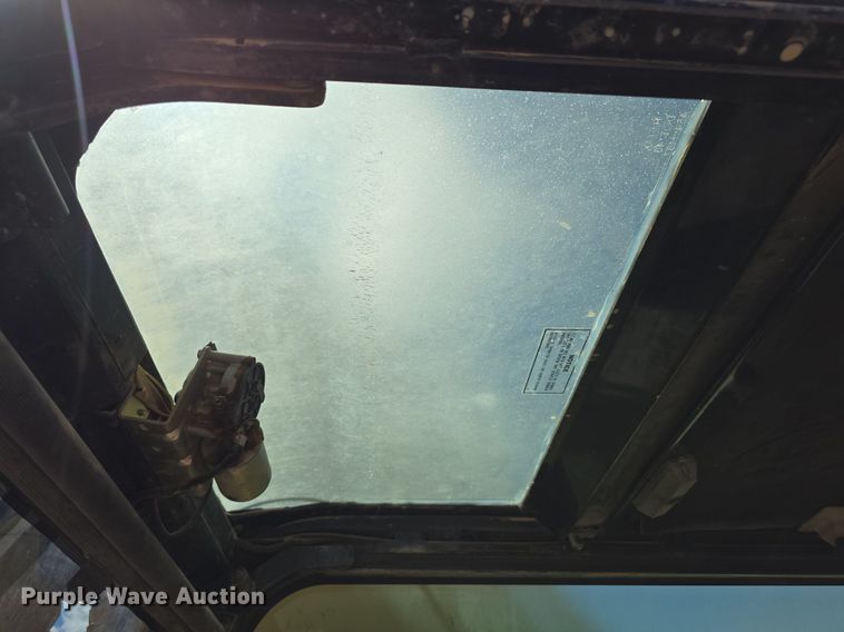 image for item LW9808 2000 Caterpillar 345B L Series II excavator