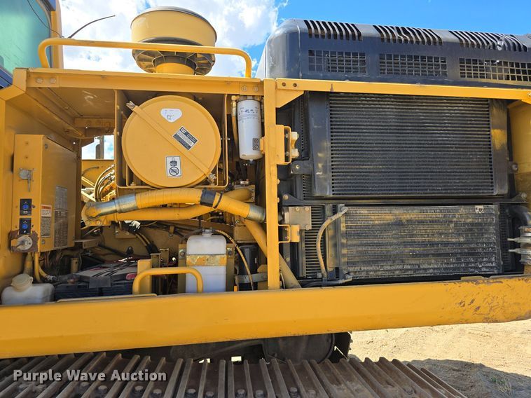 image for item LW9808 2000 Caterpillar 345B L Series II excavator