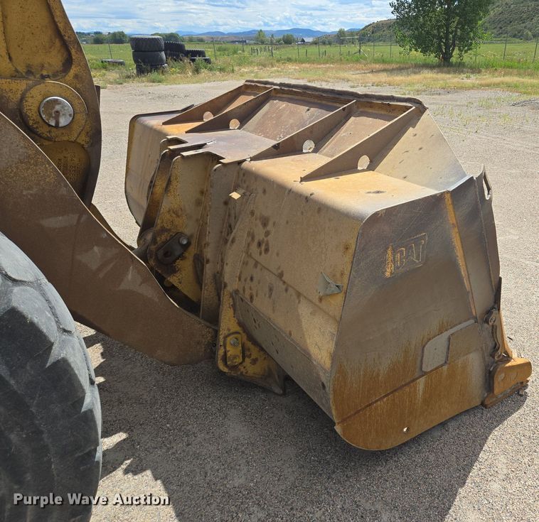 image for item LW9811 1999 Caterpillar 966G wheel loader