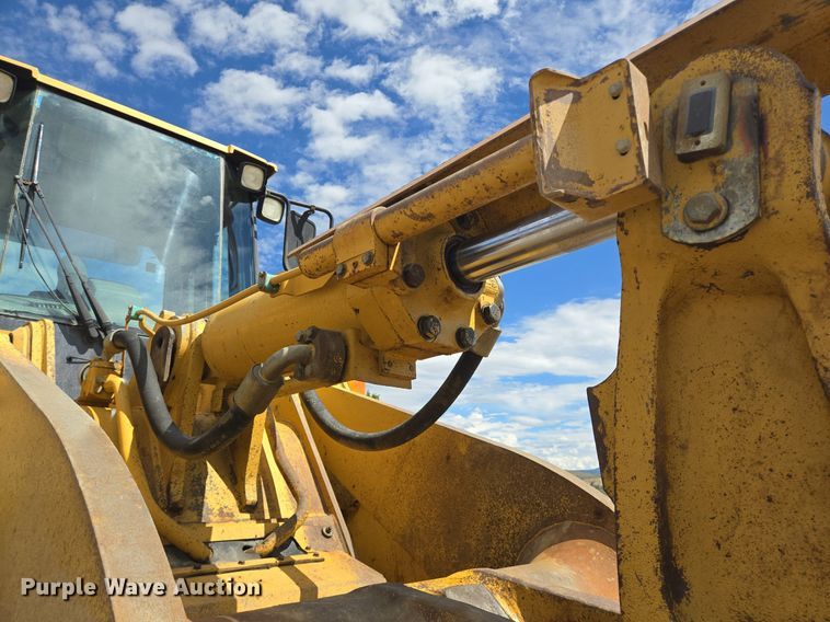 image for item LW9811 1999 Caterpillar 966G wheel loader