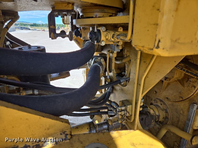 image for item LW9811 1999 Caterpillar 966G wheel loader