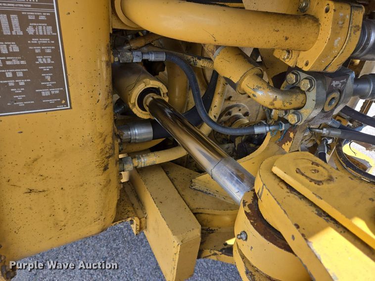 image for item LW9811 1999 Caterpillar 966G wheel loader