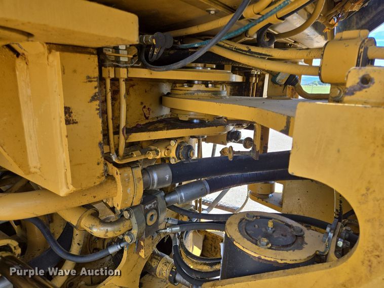 image for item LW9811 1999 Caterpillar 966G wheel loader