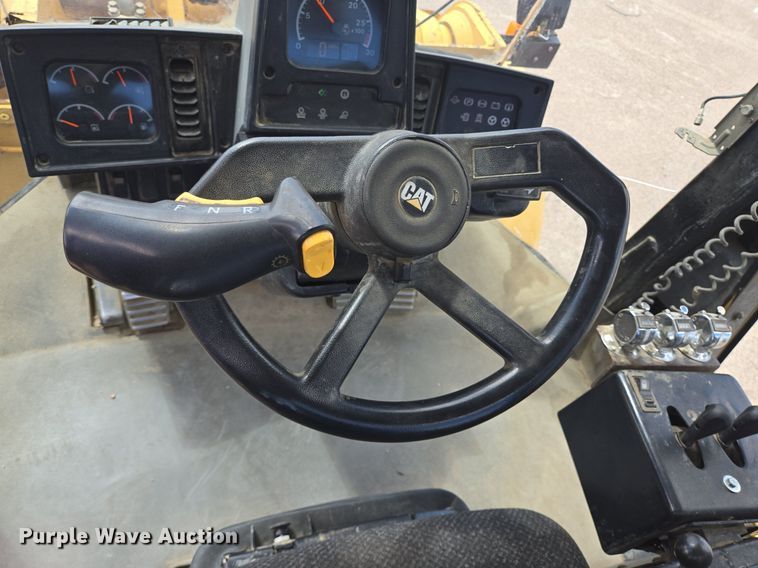 image for item LW9811 1999 Caterpillar 966G wheel loader