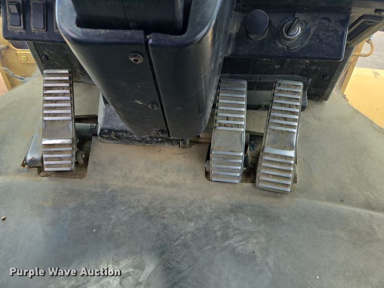 image for item LW9811 1999 Caterpillar 966G wheel loader