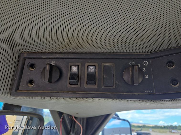 image for item LW9811 1999 Caterpillar 966G wheel loader