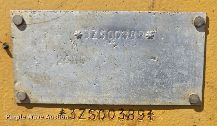 image for item LW9811 1999 Caterpillar 966G wheel loader