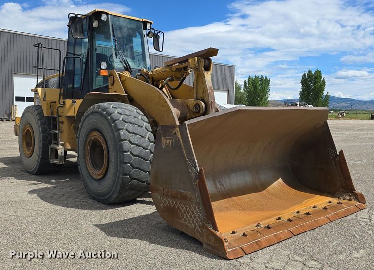 image for item LW9812 2000 Caterpillar  966G wheel loader