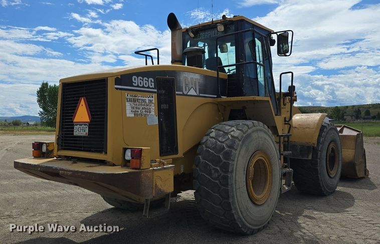 image for item LW9812 2000 Caterpillar  966G wheel loader