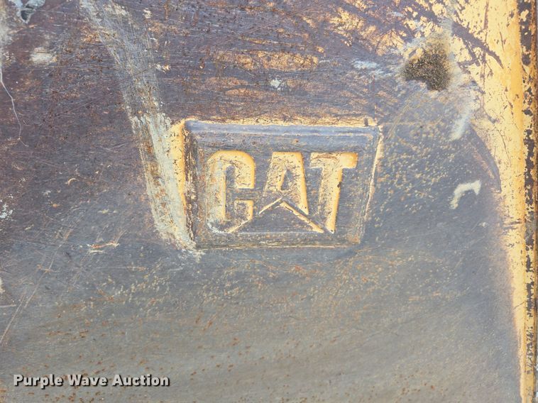 image for item LW9812 2000 Caterpillar  966G wheel loader