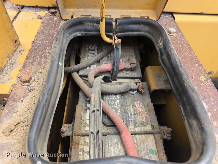 image for item LW9812 2000 Caterpillar  966G wheel loader