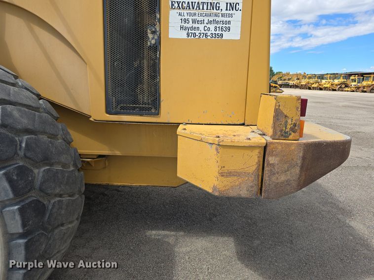 image for item LW9812 2000 Caterpillar  966G wheel loader