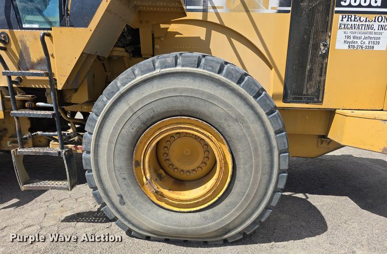image for item LW9812 2000 Caterpillar  966G wheel loader