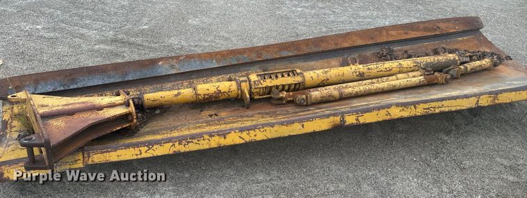 image for item LW9816 Wing plow