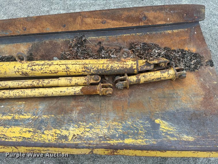 image for item LW9816 Wing plow