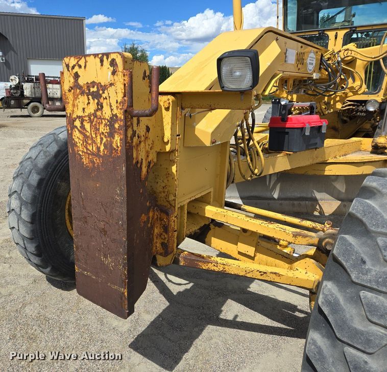 image for item LW9819 1990 Caterpillar 140G motor grader