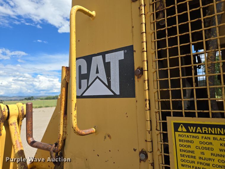 image for item LW9819 1990 Caterpillar 140G motor grader