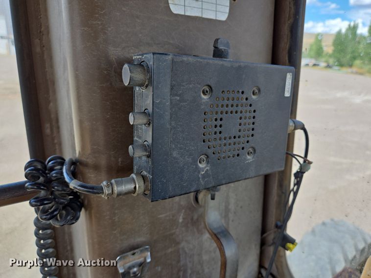 image for item LW9819 1990 Caterpillar 140G motor grader