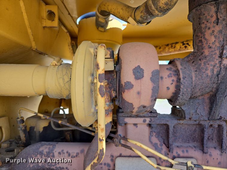 image for item LW9819 1990 Caterpillar 140G motor grader