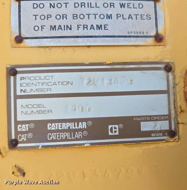 image for item LW9819 1990 Caterpillar 140G motor grader
