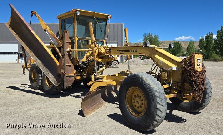 image for item LW9820 1981 Caterpillar 140G motor grader