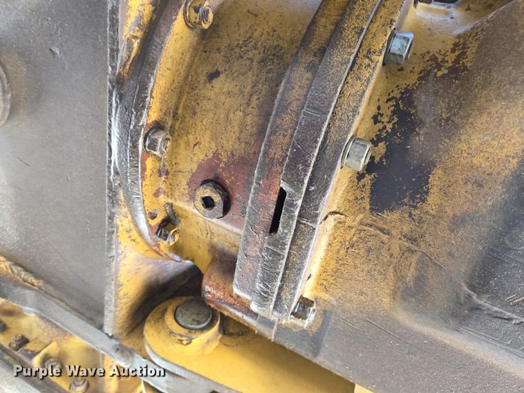 image for item LW9820 1981 Caterpillar 140G motor grader